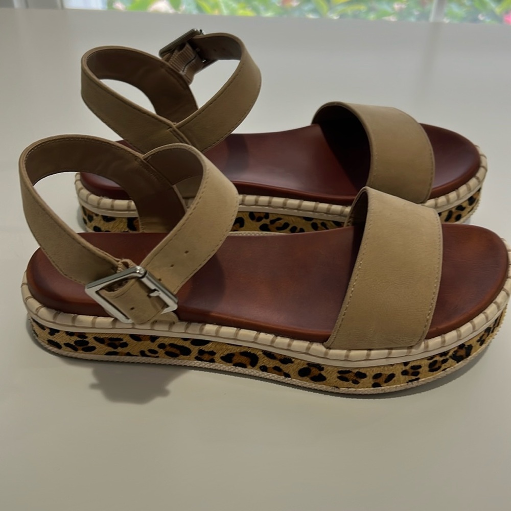 Mia tan sandals